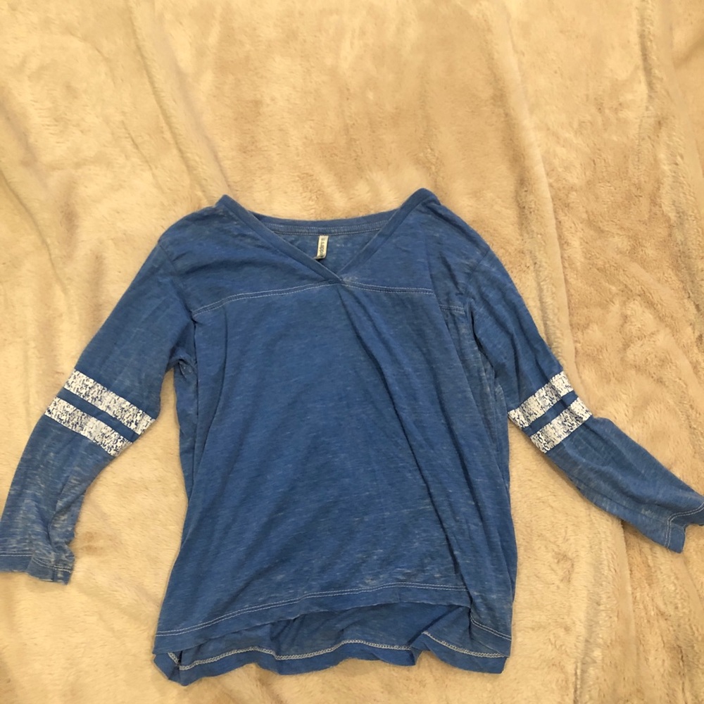 Varsity tee